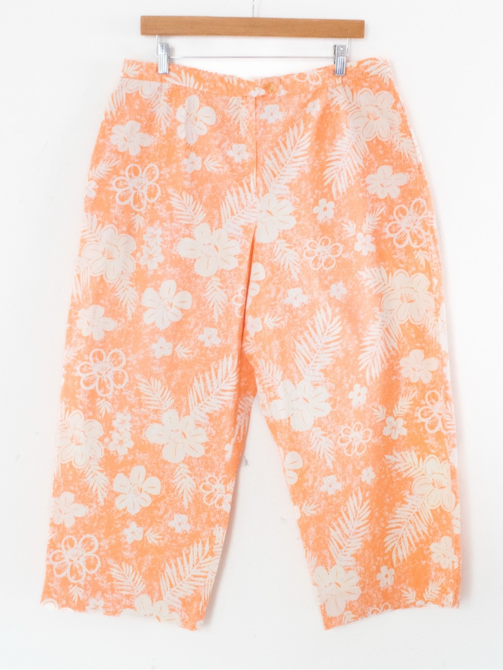 Coldwater Creek | Vintage 00’s Orange & White Tropical Flower Capris | Size 16